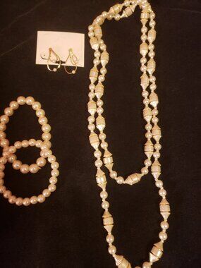 Bundle of Costume Jewelry.